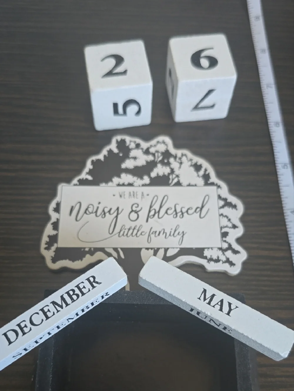 💕 Noisy & Blessed Tree Perpetual Calendar - White and Black